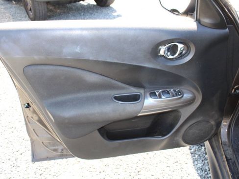 Used 2012 Nissan Juke SL AWD/4WD image 21