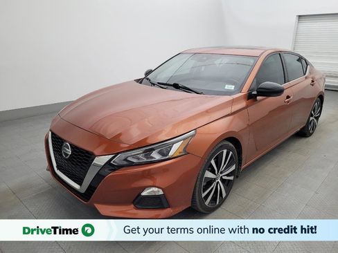 Used 2020 Nissan Altima 2.5 SR w/ Premium Package image 1