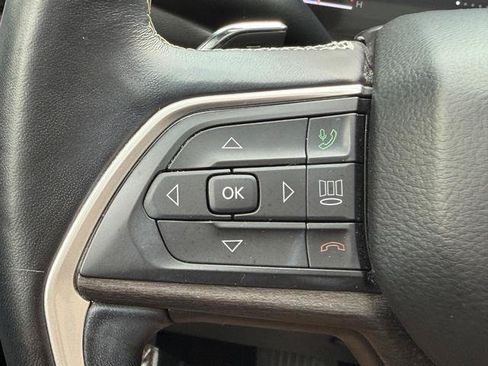 Used 2021 Jeep Grand Cherokee L Limited AWD/4WD image 17