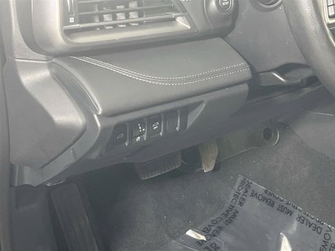 Used 2023 Subaru Outback Limited image 10