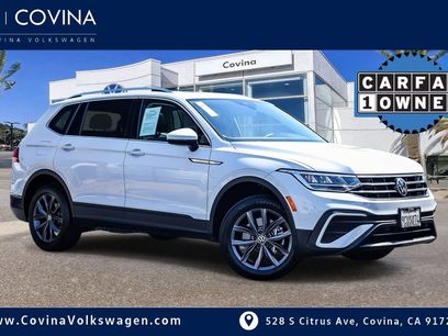 Used 2022 Volkswagen Tiguan SE w/ Panoramic Sunroof Package