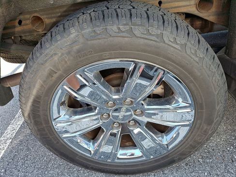 Used 2018 GMC Sierra 1500 SLT AWD/4WD image 7