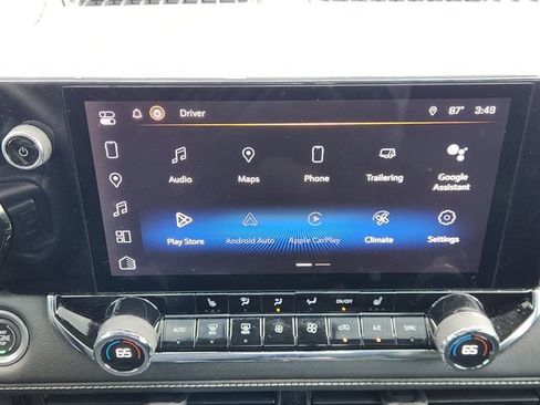 Used 2023 Chevrolet Colorado LT w/ LT Convenience Package II image 18