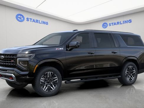 New 2026 Chevrolet Suburban Z71 w/ Comfort Package AWD/4WD image 3