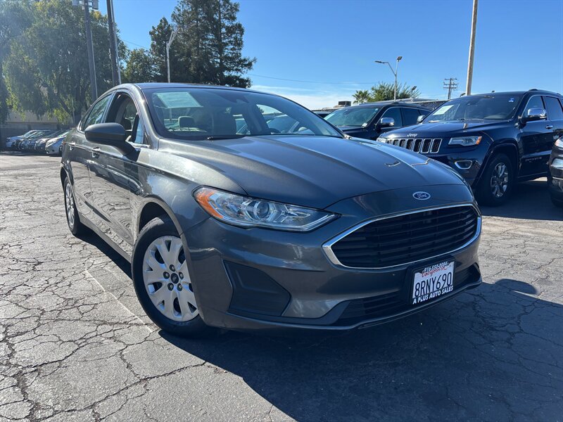 Used 2020 Ford Fusion S FWD image 1