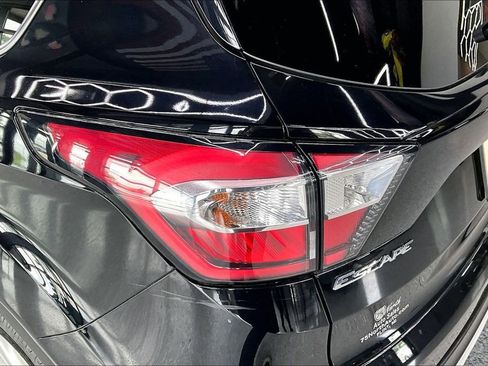 Used 2018 Ford Escape SEL AWD/4WD image 22