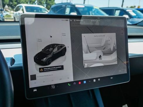Used 2023 Tesla Model Y Long Range AWD/4WD image 25