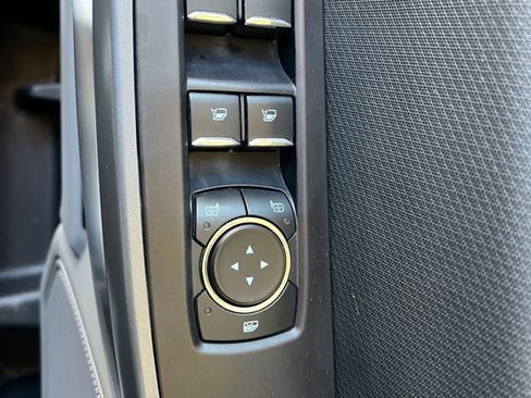 Used 2021 Ford F150 XLT image 12