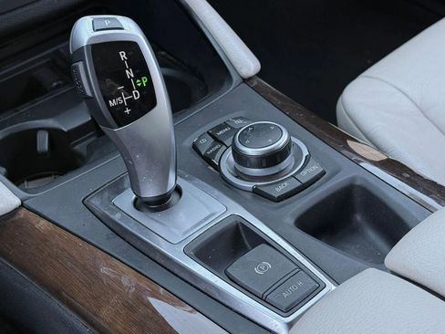 Used 2010 BMW X6 xDrive35i image 24