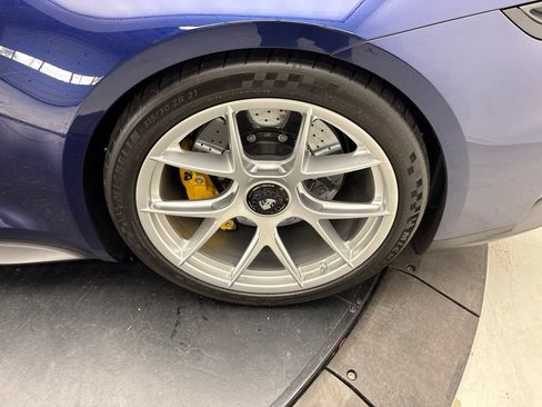 Certified 2026 Porsche 911 GT3 RWD image 15