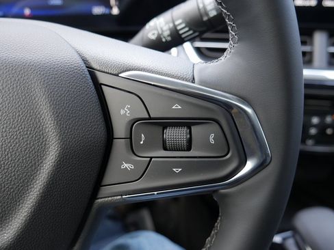 New 2026 Chevrolet Trax ACTIV w/ Sunroof Package image 13