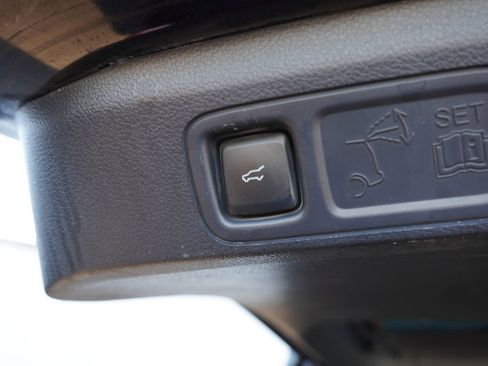 Certified 2024 Ford Expedition XLT image 23