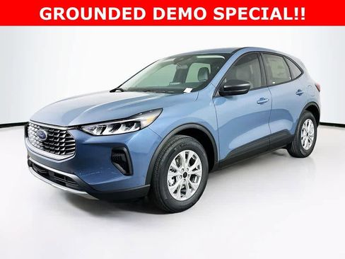 New 2026 Ford Escape Active image 2