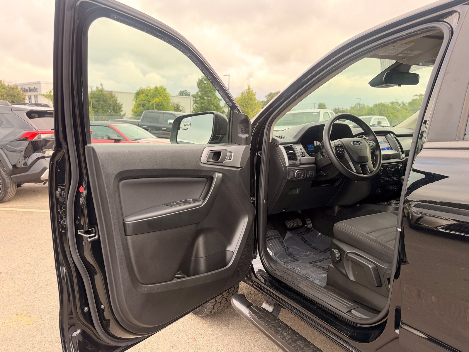 Used 2022 Ford Ranger XL w/ Equipment Group 101A High AWD/4WD image 12