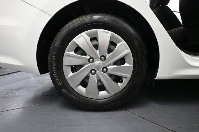 Used 2018 Kia Rio S FWD image 11