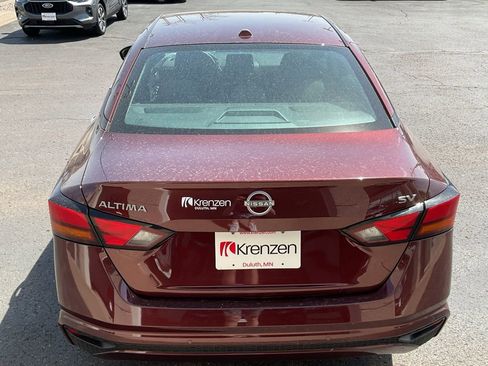 Used 2023 Nissan Altima 2.5 SV FWD image 6