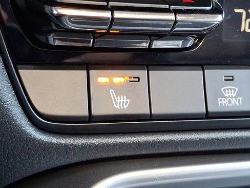 Certified 2024 MAZDA CX-90 Plug-In Hybrid w/ Premium Pkg image 28