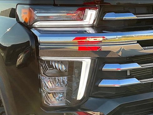 Used 2022 Chevrolet Silverado 3500 High Country w/ Safety Package II image 29