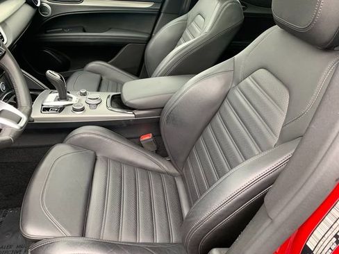 Used 2024 Alfa Romeo Stelvio Veloce AWD/4WD image 15