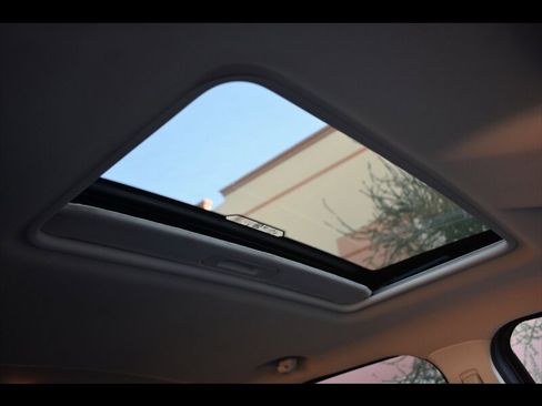 Used 2021 Ford EcoSport Titanium image 38