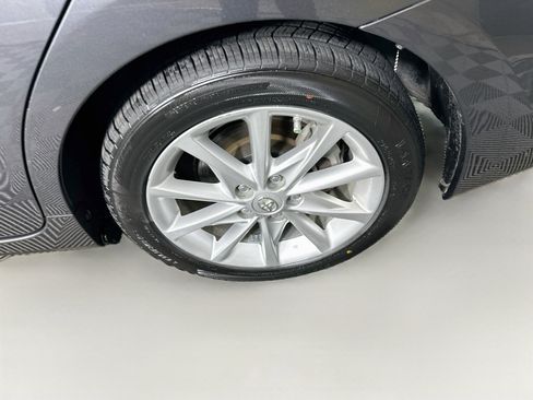 Used 2013 Toyota Prius V Five FWD image 11