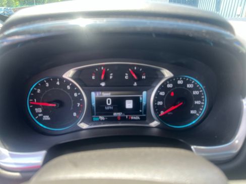 Used 2019 Chevrolet Traverse LT w/ LT Premium Package AWD/4WD image 12