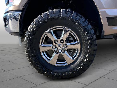 Certified 2020 Ford F150 XLT w/ Equipment Group 302A Luxury image 10