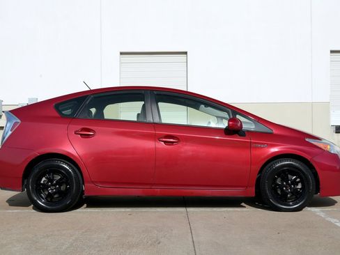 Used 2013 Toyota Prius Three FWD image 13