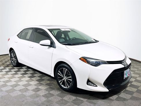 Certified 2019 Toyota Corolla SE image 1