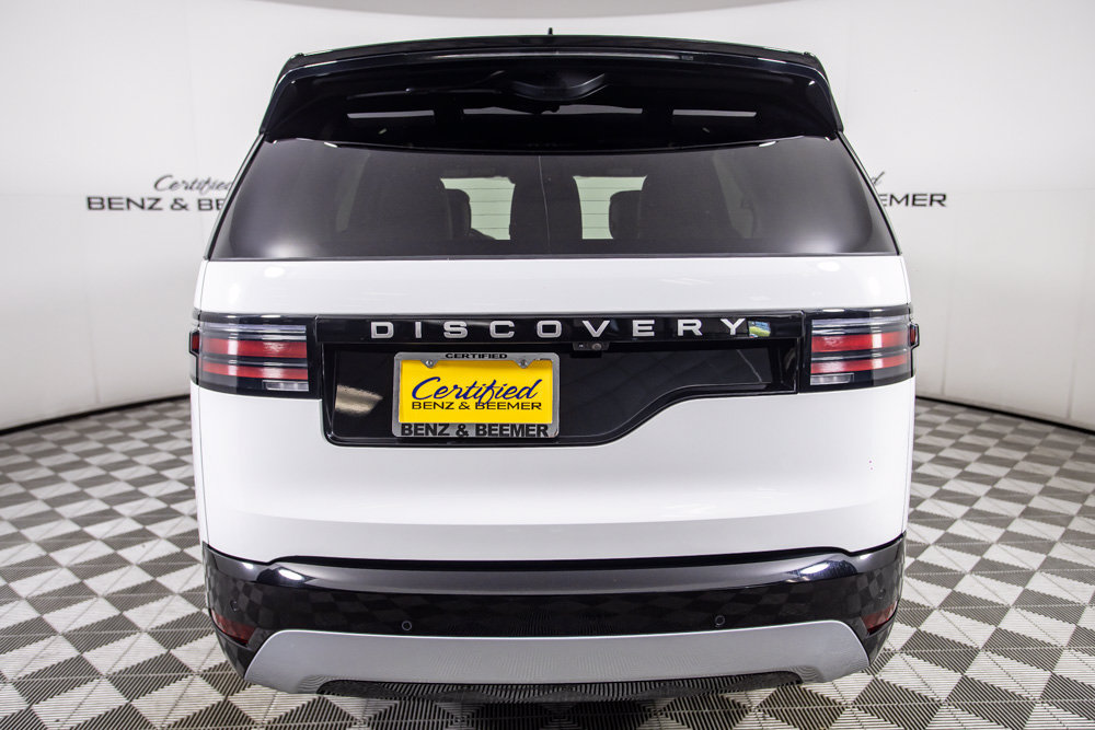 Used 2024 Land Rover Discovery Metropolitan Edition AWD/4WD image 7