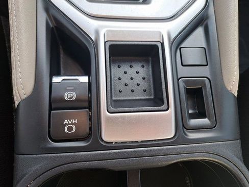 Used 2024 Subaru Forester AWD/4WD image 16