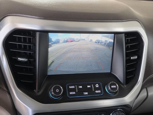 Used 2019 GMC Acadia SLT FWD image 16