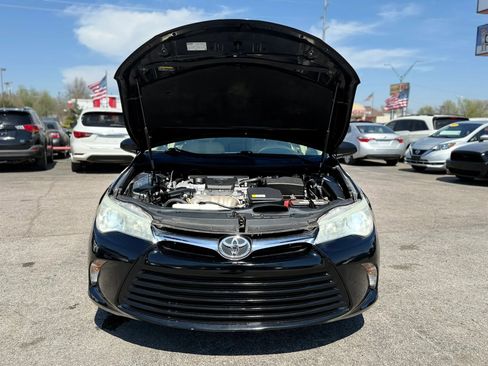 Used 2017 Toyota Camry LE image 33