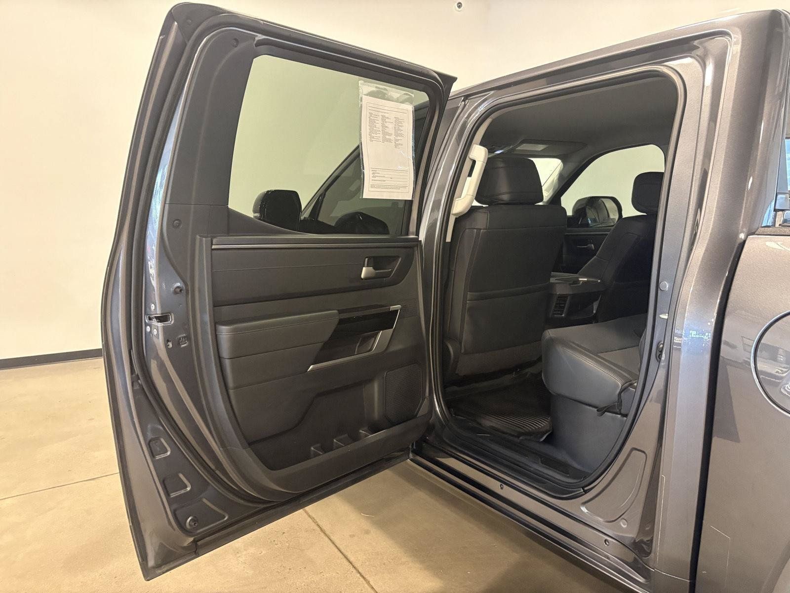 Used 2024 Toyota Tundra Limited AWD/4WD image 27
