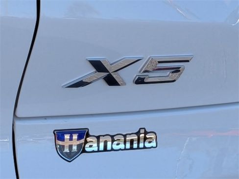 Used 2022 BMW X5 sDrive40i w/ Premium Package image 11