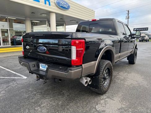 Used 2018 Ford F350 King Ranch w/ King Ranch Ultimate Package image 3