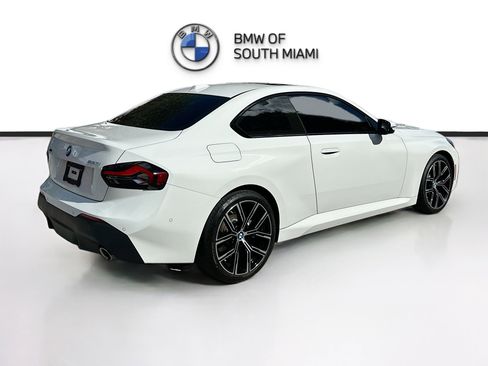 Certified 2024 BMW 230i xDrive Coupe w/ Convenience Package image 7