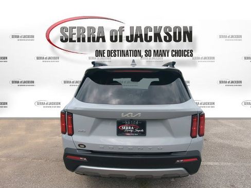 Certified 2022 Kia Sorento SX Prestige w/ Rust Color Package AWD/4WD image 7