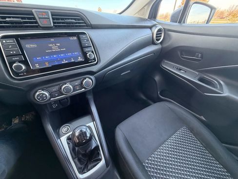 Used 2021 Nissan Versa S image 18