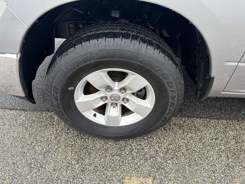 Used 2024 RAM 1500 Classic SLT image 13