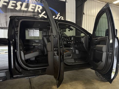 Used 2020 GMC Sierra 2500 AT4 w/ AT4 Premium Package AWD/4WD image 40