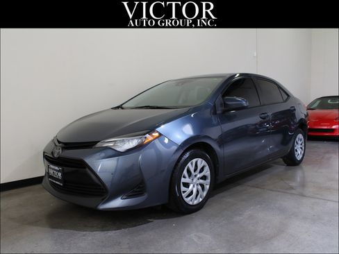 Used 2019 Toyota Corolla LE image 4