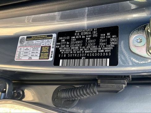 Used 2025 Kia Sportage LX image 15