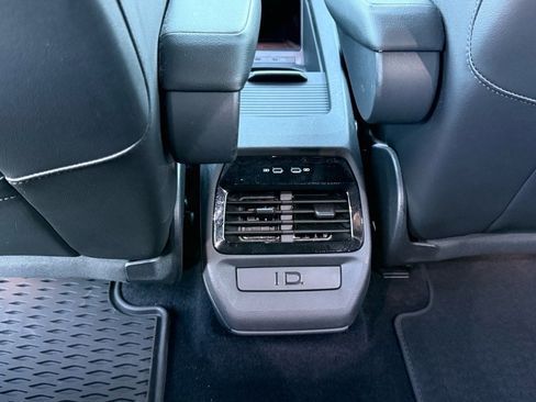 Used 2021 Volkswagen ID.4 Pro S w/ Gradient Package image 14