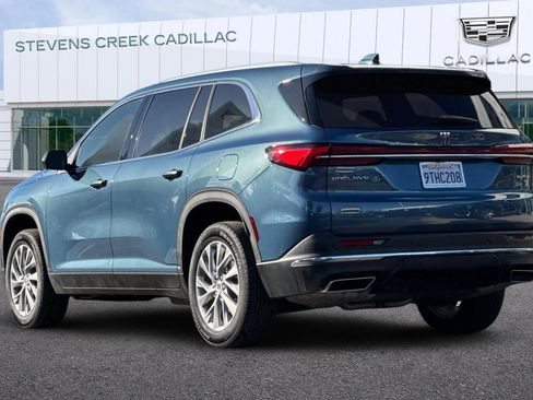 Used 2025 Buick Enclave Preferred image 5