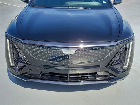 New 2026 Cadillac Lyriq Premium Sport w/ LPO, ONYX Package RWD image 9