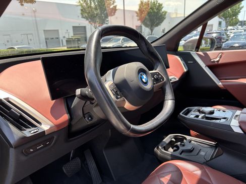 Certified 2024 BMW iX xDrive50 w/ Sport Package AWD/4WD image 17