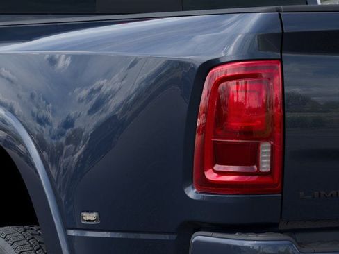 New 2026 RAM 3500 Limited AWD/4WD image 9