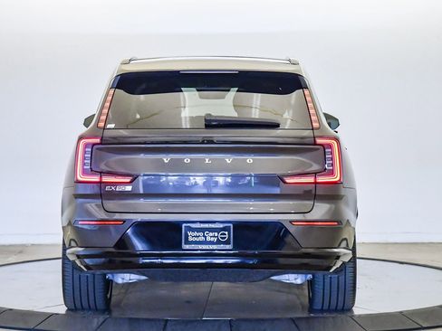 Certified 2025 Volvo EX90 Ultra image 3