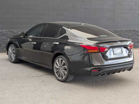 Used 2023 Nissan Altima 2.5 SL AWD/4WD image 5